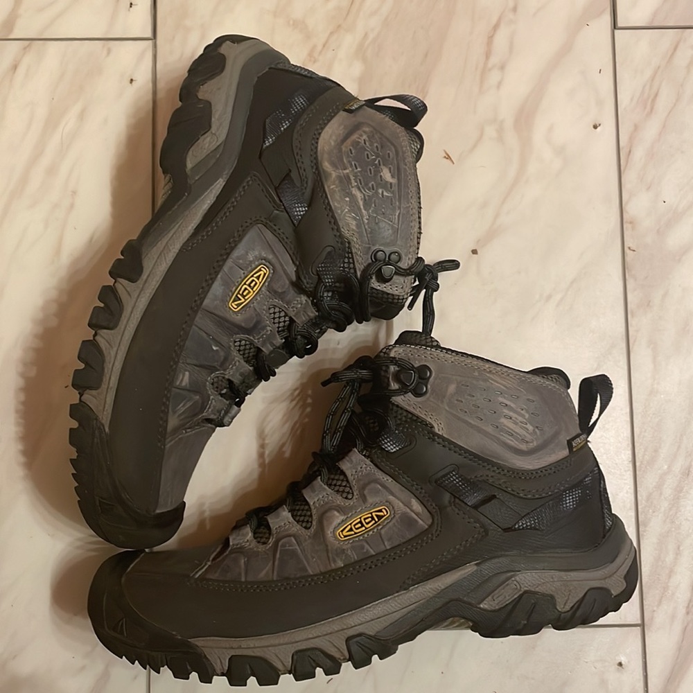 Keen Targhee Hiking Boots